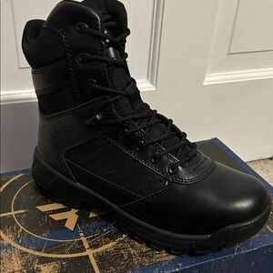 Bates women’s  Black Combat Boots Brand new
